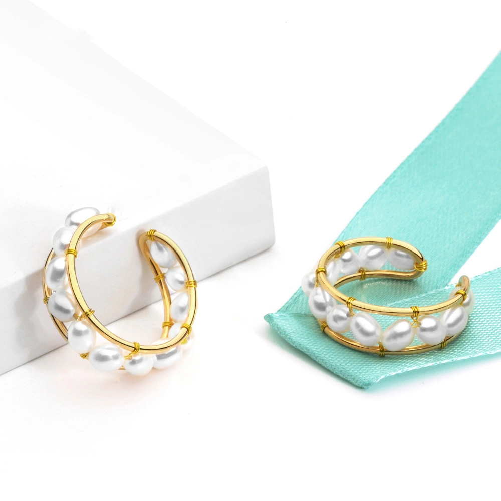 Exquisite Detail Construction and Beautiful Shell Pearls Brass Rings
